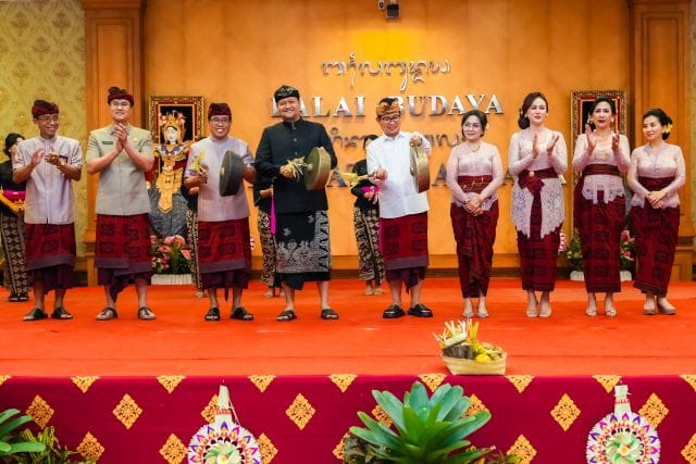 Bupati Adi Arnawa PKB Instrumen Pelestarian Seni Budaya Bali