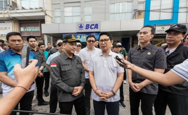 Bupati Badung Tertibkan Kabel Provider Destinasi Pariwisata