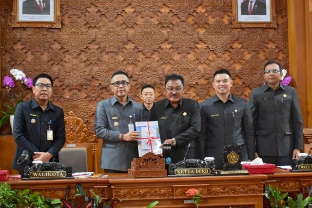 Jaya Negara Terima Wakil Dubes Inggris Matthew Downing