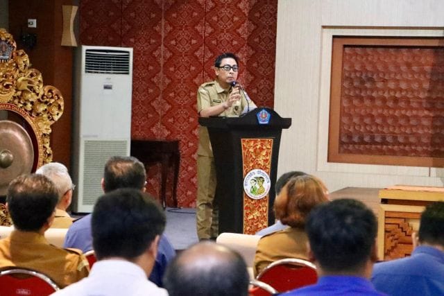 Wawali Arya Wibawa Buka Bimtek Asistensi dan Supervisi SPM di Denpasar, Dorong Peningkatan Kualitas Layanan Publik