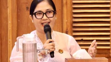 Ketua Dekranasda Kabupaten Tabanan, Ny. Rai Wahyuni Sanjaya