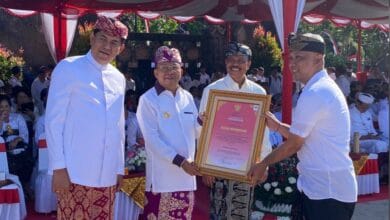 Tabanan menerima Anugerah Bali Swacitta Nugraha dari Gubernur Bali kategori juaran I inovasi bidang pertanian tahun 2025