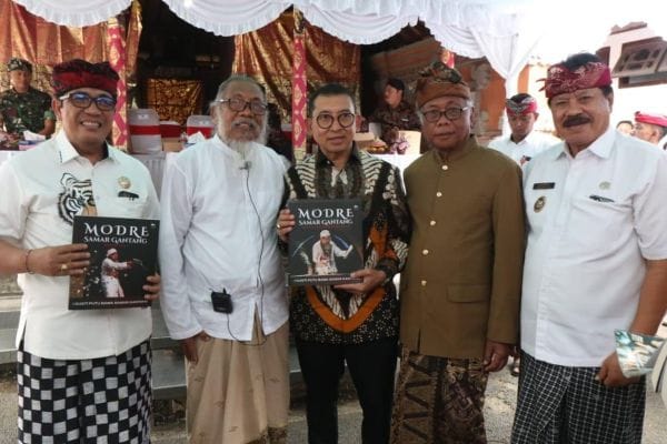 Menteri Kebudayaan Fadly Zon saat berkunjung ke Tabanan