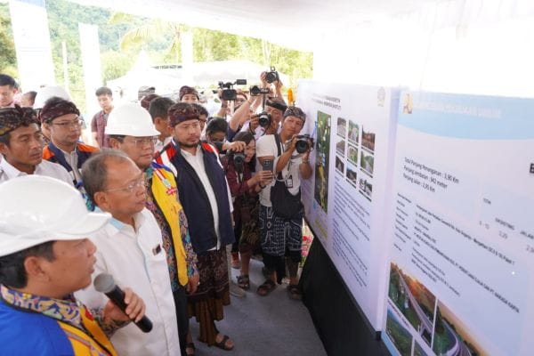 Ground Breaking Pembangunan Jalan Perbaikan Geometrik Batas Kota Singaraja–Mengwitani Shortcut Titik 9 dan 10 Paket 1 dan Paket 2