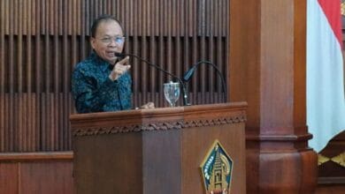 Gubernur Bali Wayan Koster menyampaikan terima kasih kepada DPRD telah menyetujui penambahan penyertaan modal di Bank BPD Bali