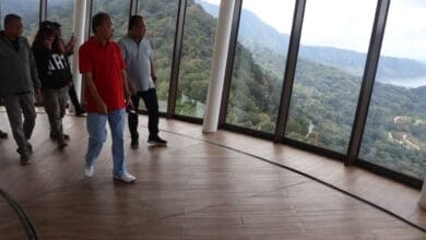 Gubernur Bali Wayan Koster meninjau langsung kelanjutan pembangunan kawasan Taman Teknologi Turyapada Tower
