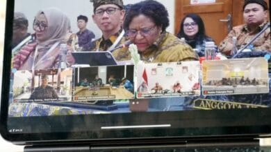 Wakil Bupati Badung Bagus Alit Sucipta saat menghadiri secara daring acara Entry Meeting Pemeriksaan LKPD Tahun 2025 dari Jero Taman Bali, Dalung, Kuta Utara