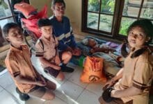 Karya Bakti 2026 Gerakan Pramuka Kwartir Cabang Badung, salurkan 100 paket sembako disalurkan kepada warga kurang mampu