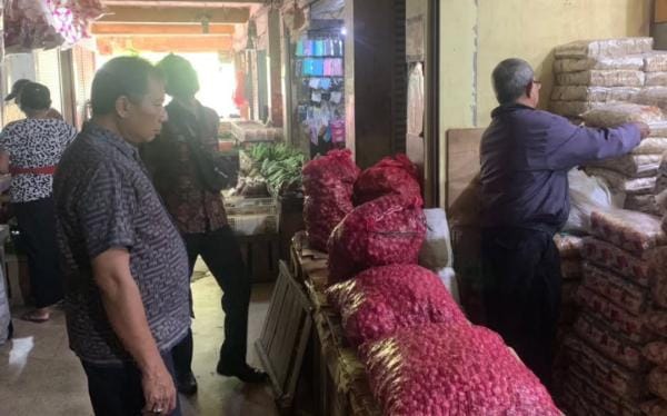 Dinas Perikanan dan Ketahanan Pangan Kegiatan Pemantauan Kebutuhan Pokok di Pasar Tradisional di Kabupaten Tabanan