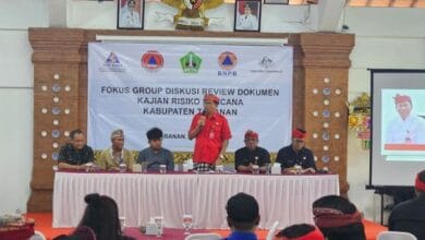 Kegiatan Focus Group Discussion (FGD) dalam rangka review Dokumen Kajian Risiko Bencana Tahun 2022–2026
