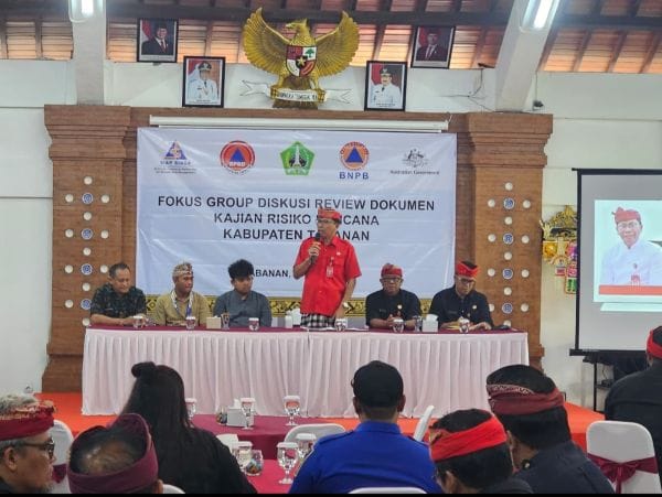 Kegiatan Focus Group Discussion (FGD) dalam rangka review Dokumen Kajian Risiko Bencana Tahun 2022–2026