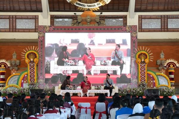 Kegiatan Literasi dengan Tema Literasi Cerdas Membangun Generasi Hebat Menuju Tabanan Era Baru yang Aman, Unggul dan Madani