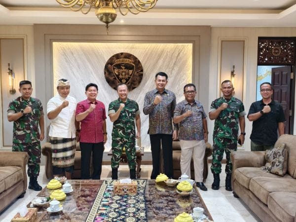 Pansus TRAP DPRD Bali saat bertemu dengan Pangdam IX/Udayana