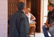 Petugas imigrasi berhasil mengamankan sejumlah WNA)yang diduga melakukan berbagai pelanggaran keimigrasian