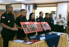 Barang bukti yang disita dari WNA bermasalah yang terjaring Patroli Dharma Dewata Imigrasi Bali