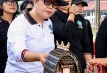 Bunda Rai hadiri program berbelanja dan berbagi di Klungkung