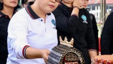 Bunda Rai hadiri program berbelanja dan berbagi di Klungkung
