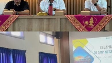Ketua DPRD Kabupaten Badung I Gusti Anom Gumanti menghadiri kegiatan Sosialisasi Sistem Penerimaan Murid Baru (SPMB) SMP Negeri 1 Kuta