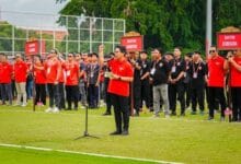 Ketua Panitia Liga Kampung Soekarno Cup III Bali, I Wayan Adi Arnawa saat melaporkan hasil kejuaraan