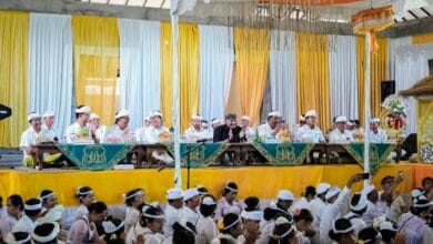 Bupati Badung I Wayan Adi Arnawa bersama Ketua DPRD Badung I Gusti Anom Gumanti menghadiri (upasaksi) puncak Karya Nyawa Wedana Utama di Wantilan Nusa Bangsul, Desa Adat Ungasan, Kuta Selatan