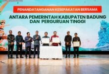 Bupati Wayan Adi Arnawa saat membuka Badung Education Fair 2026 sekaligus meluncurkan Program Beasiswa Nak Badung di Balai Budaya Giri Nata Mandala, Puspem Badung