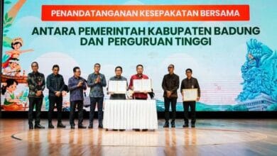 Bupati Wayan Adi Arnawa saat membuka Badung Education Fair 2026 sekaligus meluncurkan Program Beasiswa Nak Badung di Balai Budaya Giri Nata Mandala, Puspem Badung