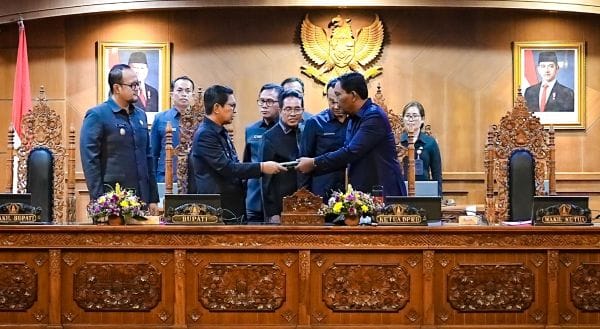 DPRD Badung Bahas Raperda PelaksanaanAPBD 2025