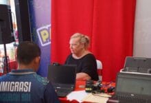 Kantor Imigrasi Kelas I Khusus TPI Ngurah Rai berpartisipasi dalam Bazaar Pelayanan Publik Tahun 2026 yang digelar di Pasar Seni Kuta
