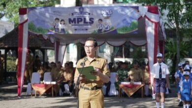 Kepala Disdikpora Badung, I Gusti Made Dwipayana saat membuka MPLS Ramah 2026-2027