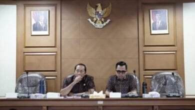 Ketua Panitia Khusus (Pansus) DPRD Kabupaten Badung, I Made Rai Wirata, memimpin rapat kerja lanjutan Panitia Khusus (Pansus) DPRD Kabupaten Badung