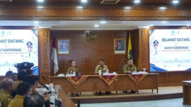 Bupati Wayan Adi Arnawa saat Rapat Koordinasi Perencanaan Pembangunan Desa di Ruang Kriya Gosana, Puspem Badung